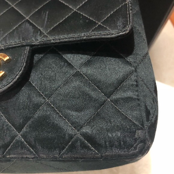 SOLD auth Chanel square mini matellase - Picture 3 of 8